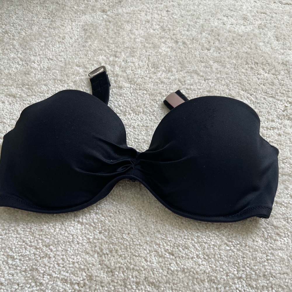 Black strapless swim